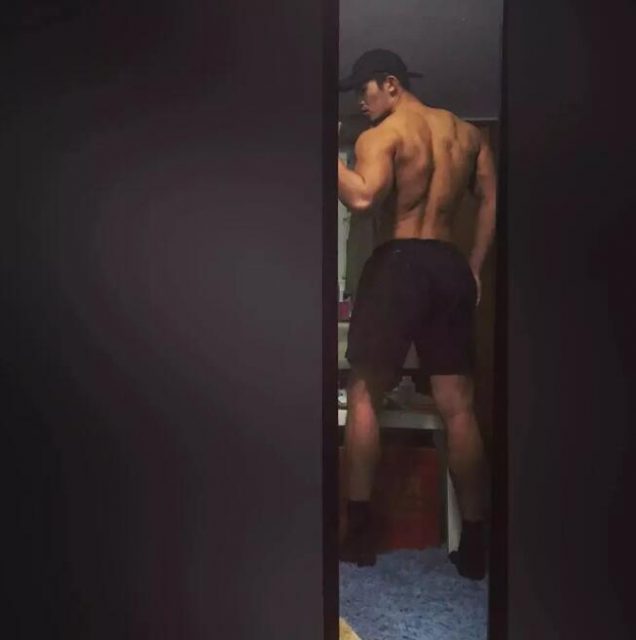 前^后^翘的痞帅长腿big筋霸，一看就很厉害的肌肉男！ - 51虹马